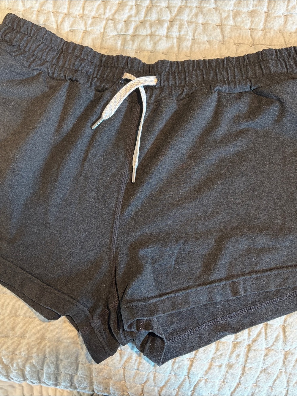 Vuori Black Elastic Waist Athletic Lounge Shorts